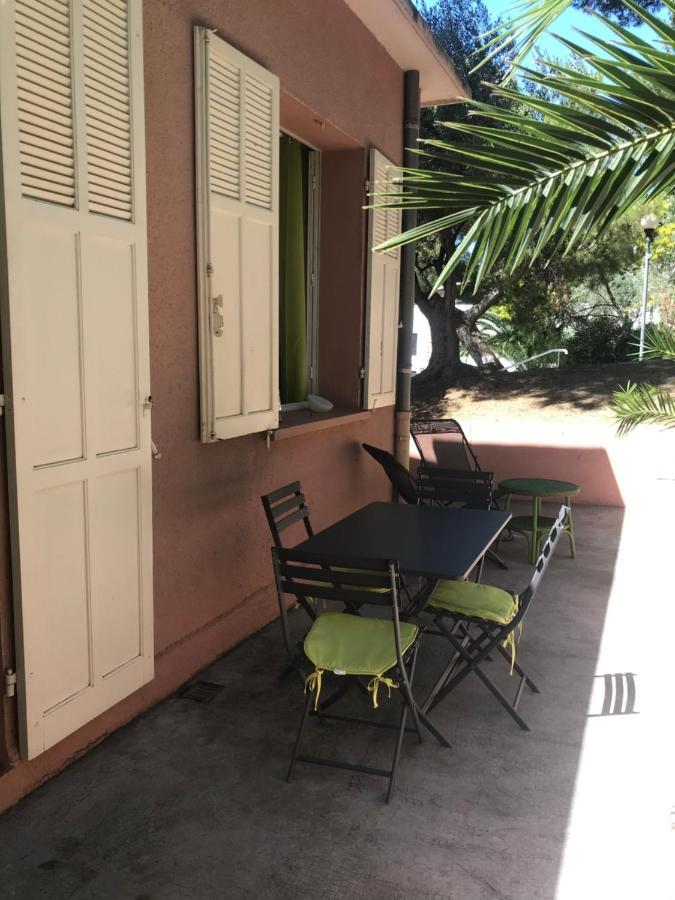 L Annexe 50M De La Plage Bandol Exterior photo