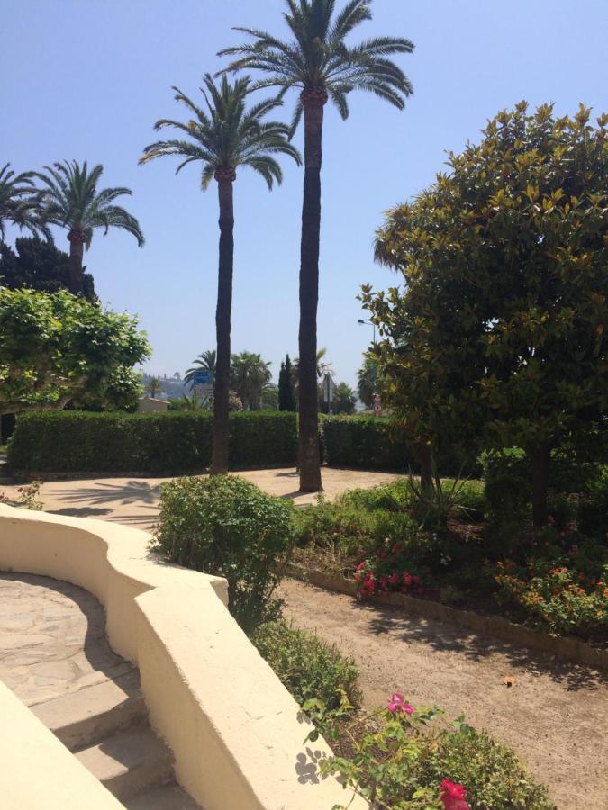 L Annexe 50M De La Plage Bandol Exterior photo