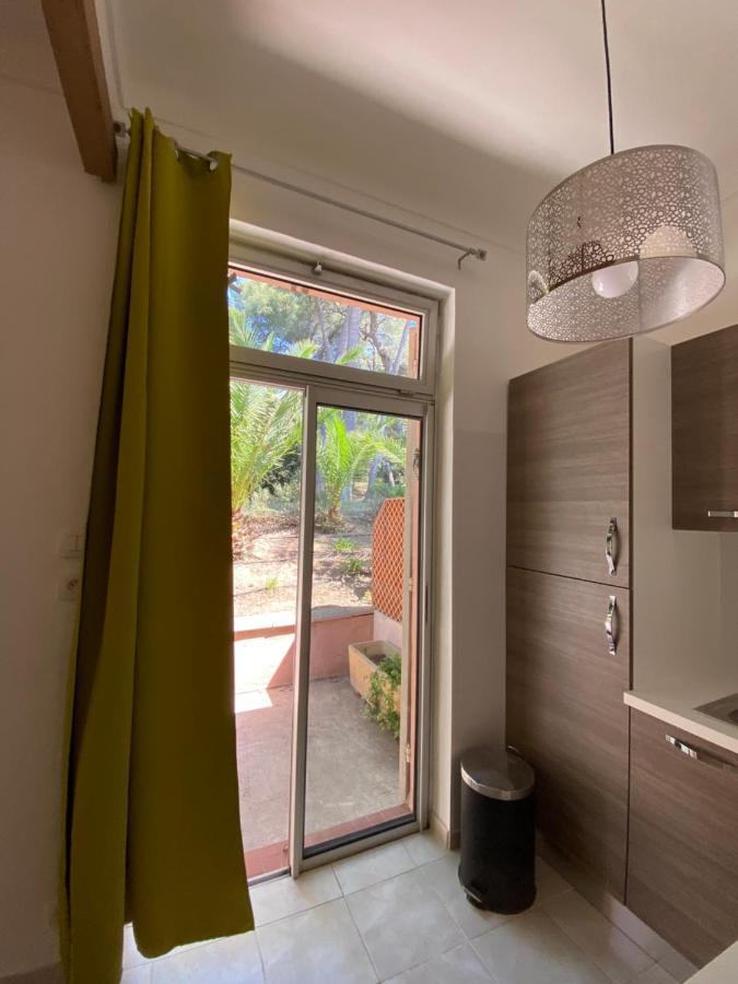 L Annexe 50M De La Plage Bandol Exterior photo